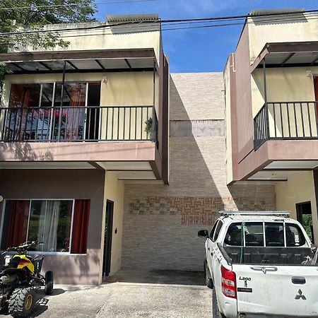 Punta Leona Beach Condos 哈科 外观 照片